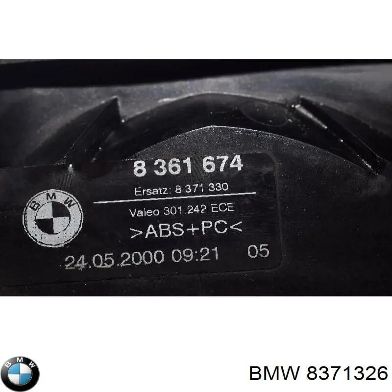 Задний фонарь 8371326 BMW