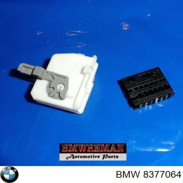 Разъем (фишка) универсальный 61138377064 BMW