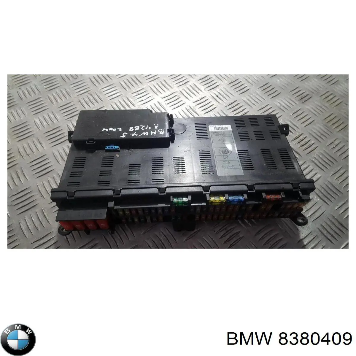  8380409 BMW
