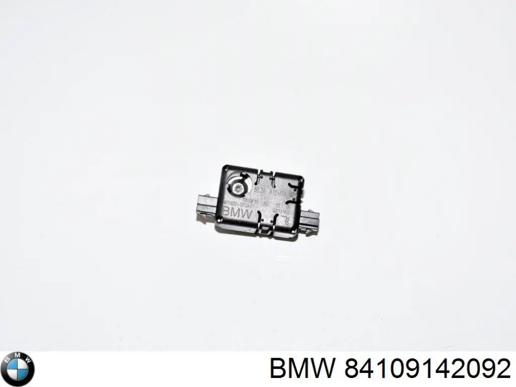 84109142092 BMW Антенна на крышу
