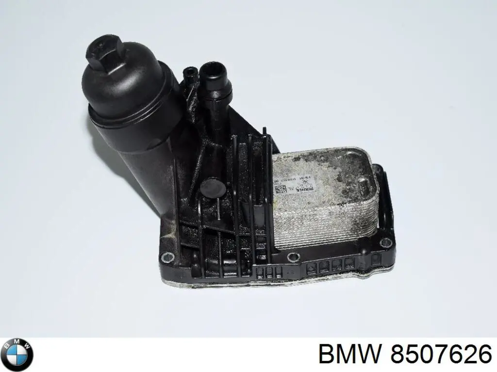 Радиатор масляный холодильник BMW 8507626