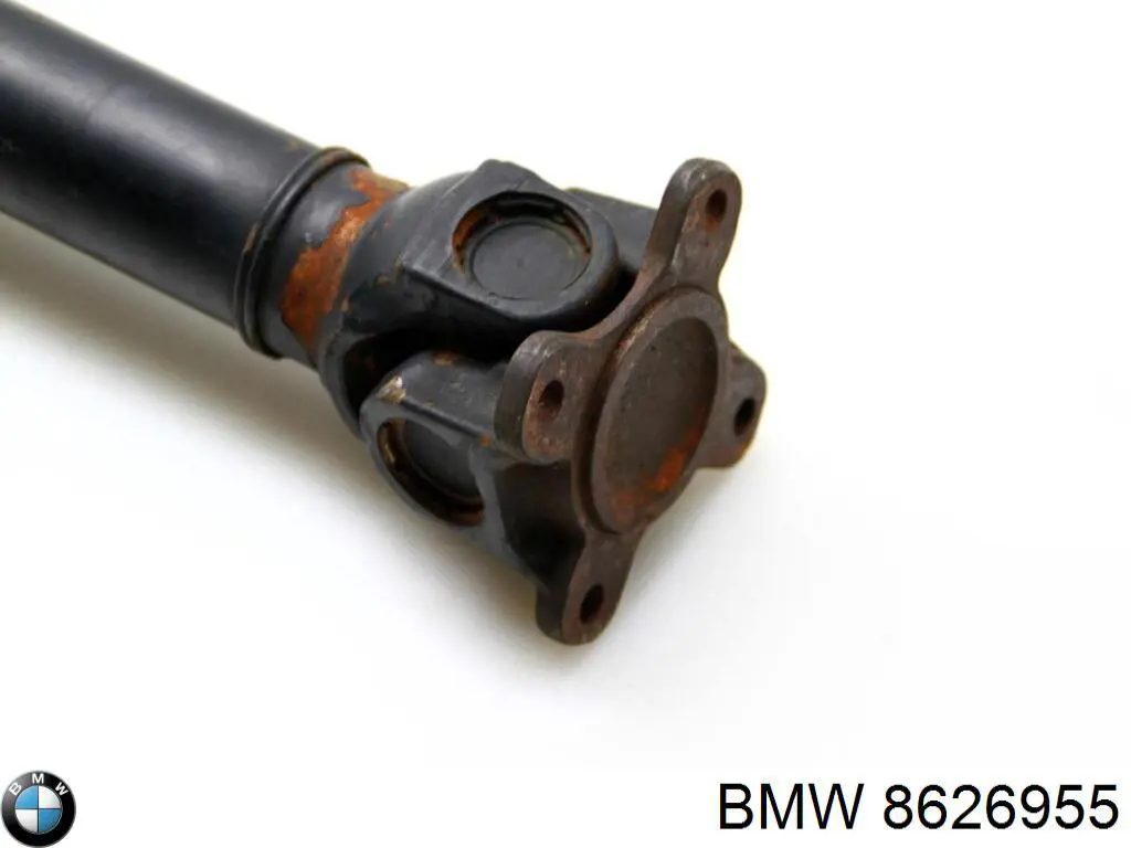 8626955 BMW Вал карданный задний, передняя часть