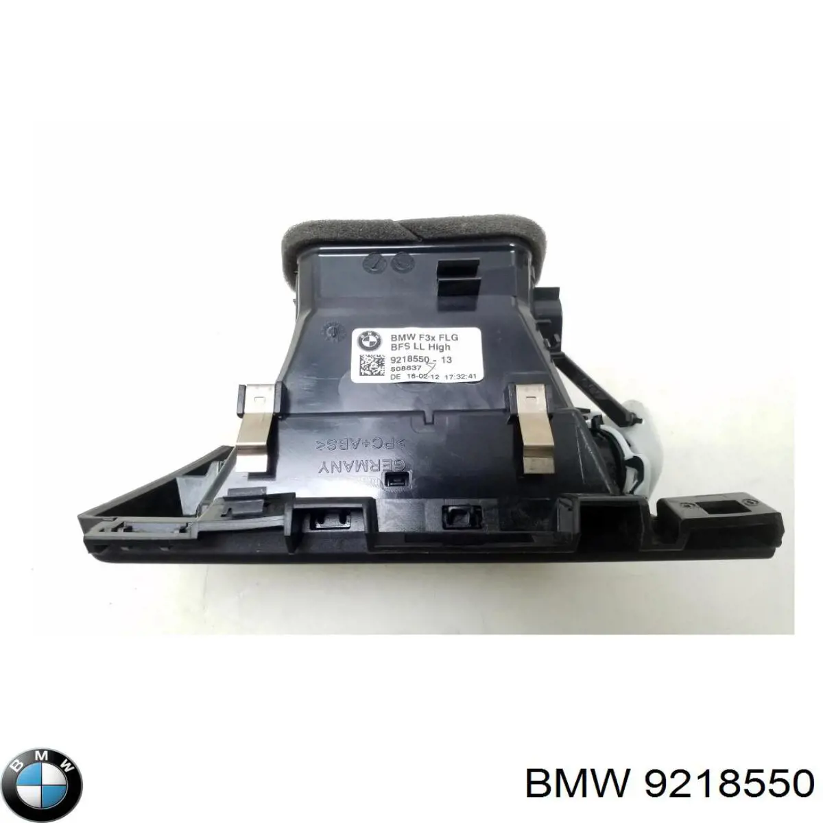 Купить 9218550 BMW Решетка вентиляции салона на "торпедо" правая