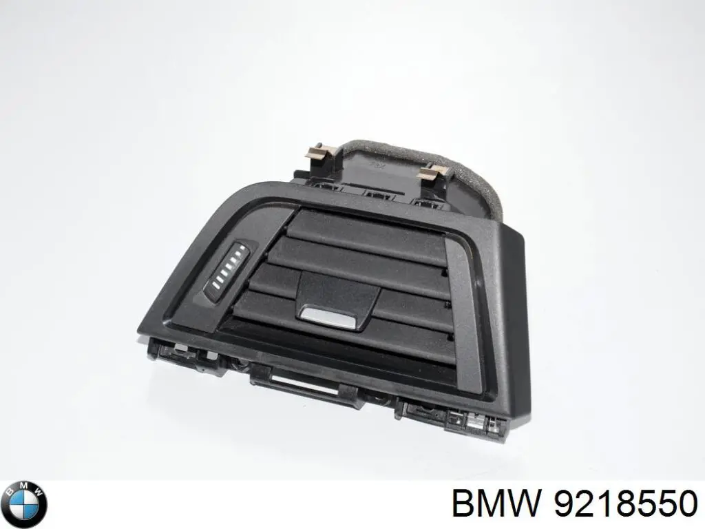 Решетка вентиляции салона на "торпедо" правая BMW 9218550 цена, от 10.72 USD