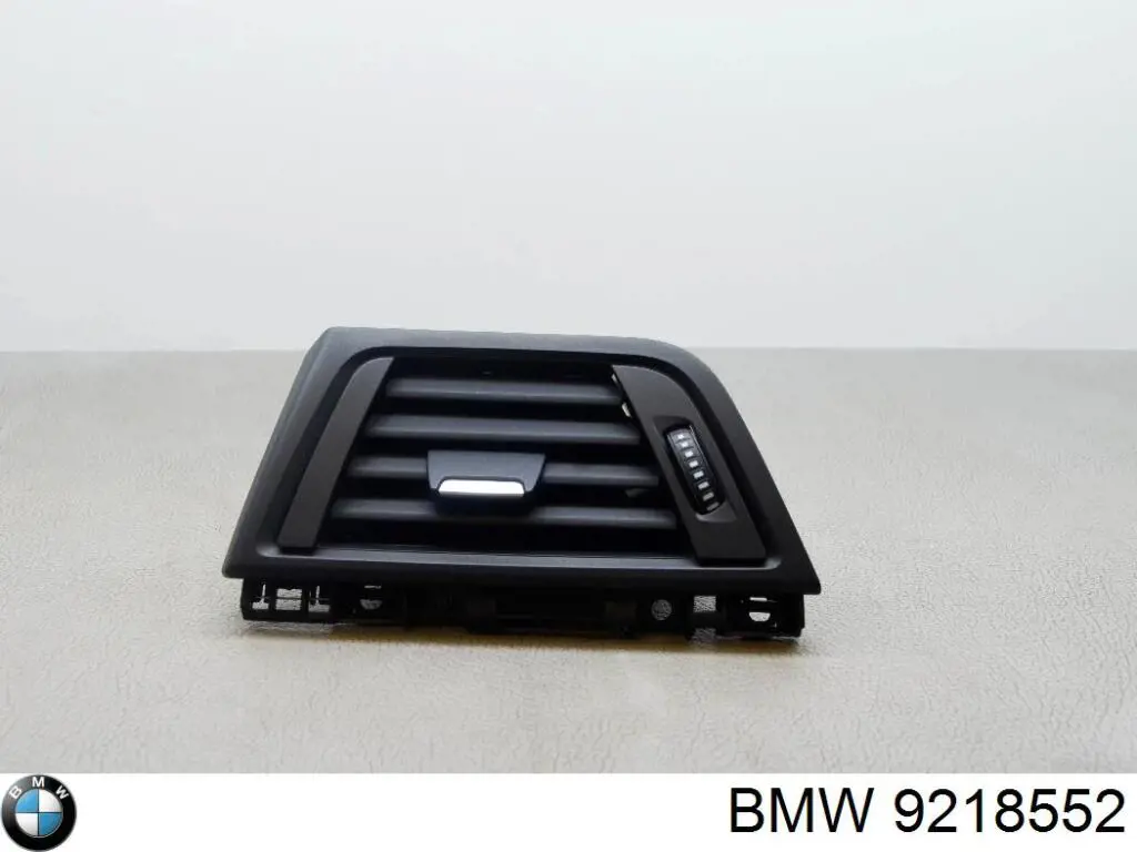 9218552 BMW Решетка воздуховода