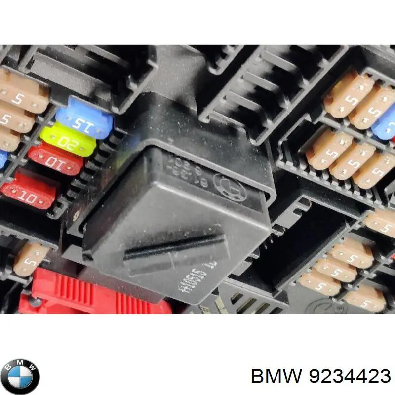 Блок предохранителей задний салонный 9234423 BMW
