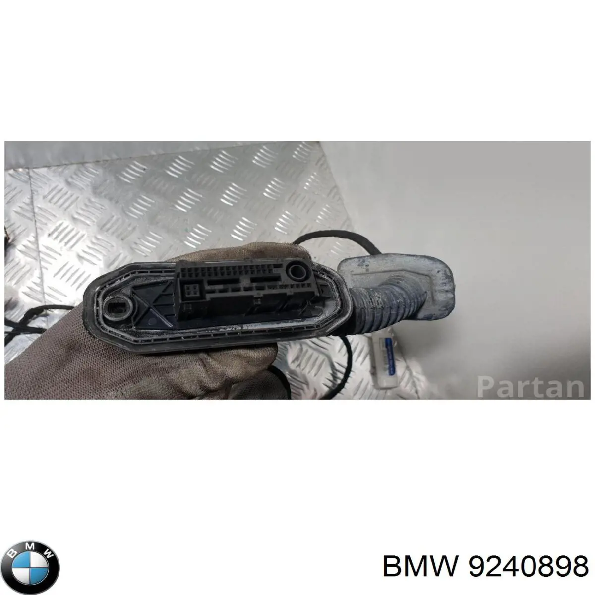 Купить 9240898 BMW Жгут проводов задней двери