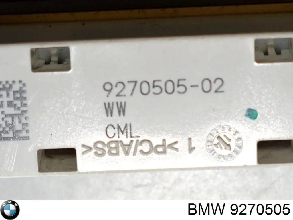 9270505 BMW Лампа подсветки в двери