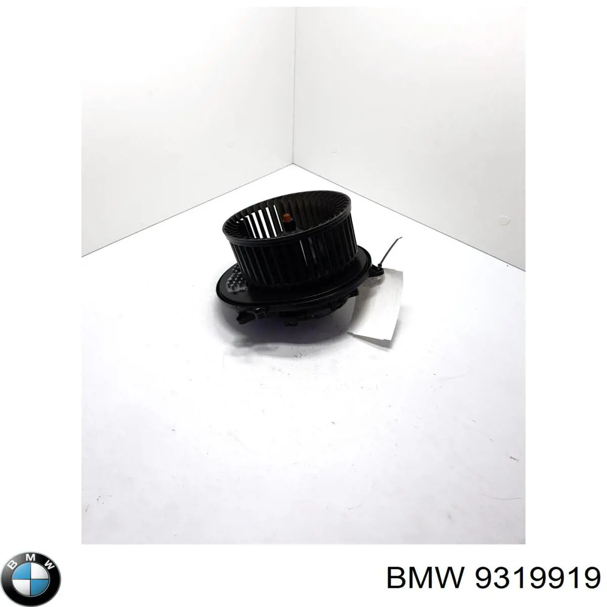 Мотор вентилятора печки (отопителя салона) BMW 9319919 цена, от 25.37 USD