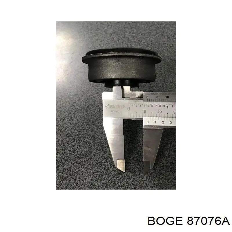 Сайлентблок заднего нижнего рычага 87076A Boge