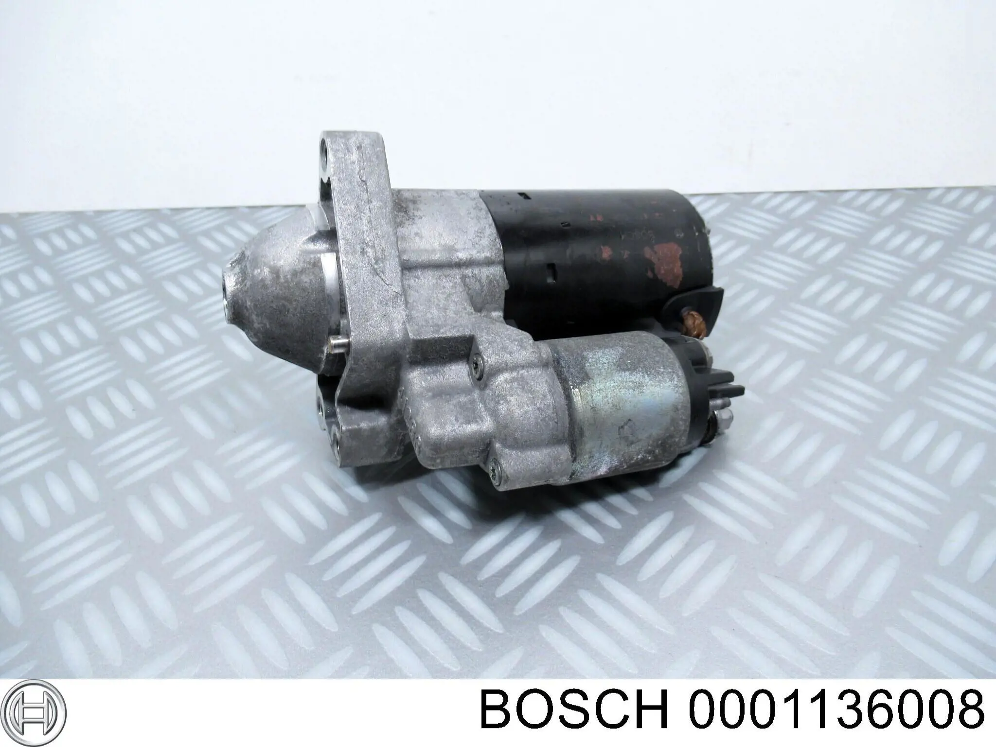 Купить 0001136008 Bosch Стартер