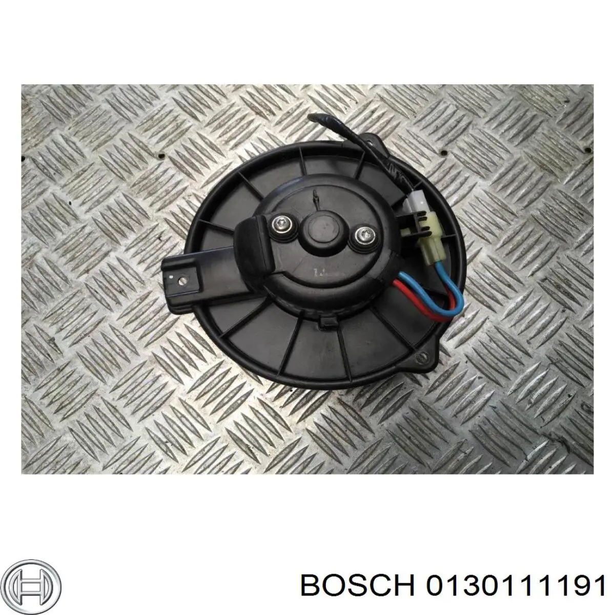Мотор вентилятора печки (отопителя салона) Bosch 0130111191 цена, от 12.67 USD