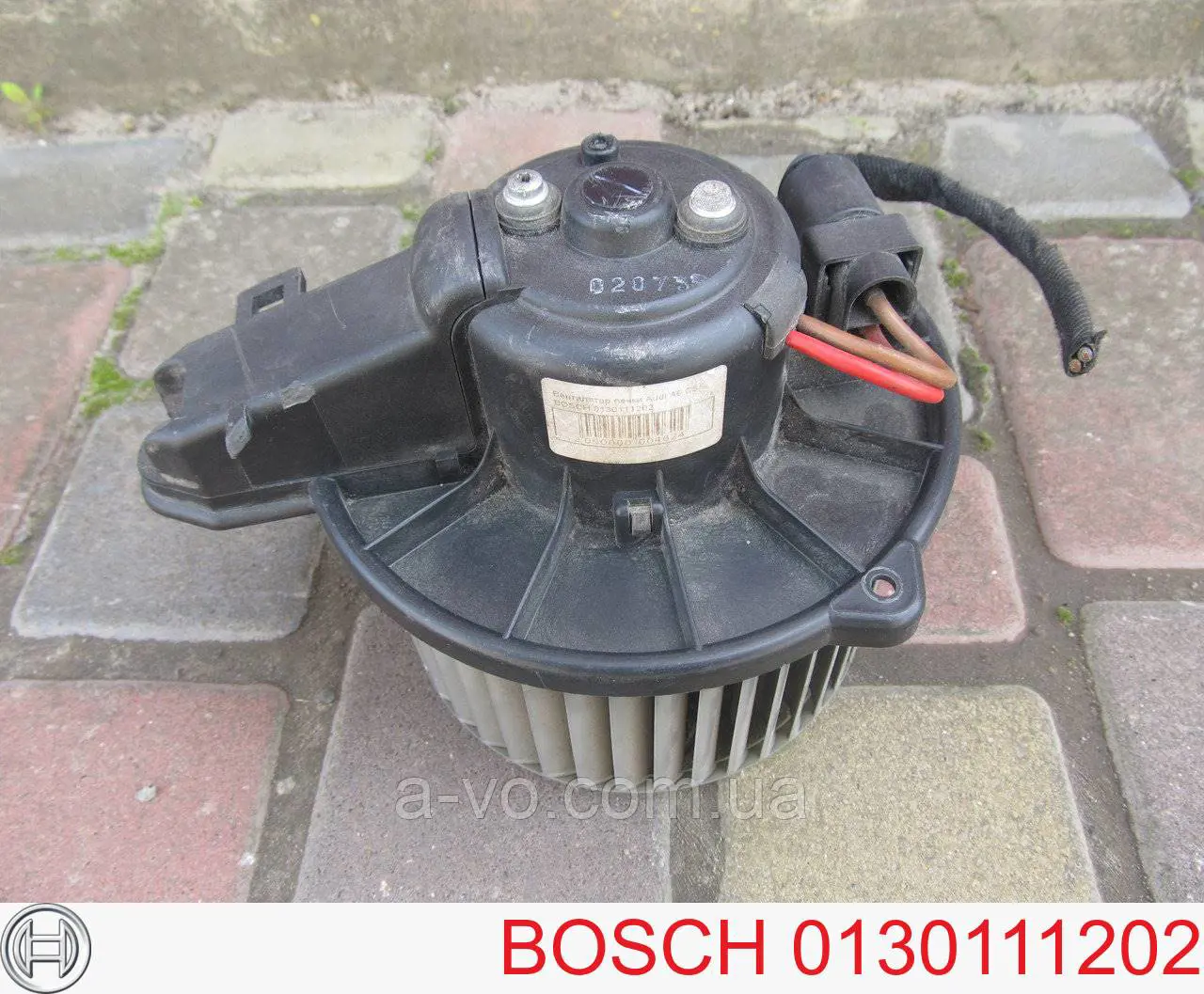 Моторчик печки Bosch 0130111202