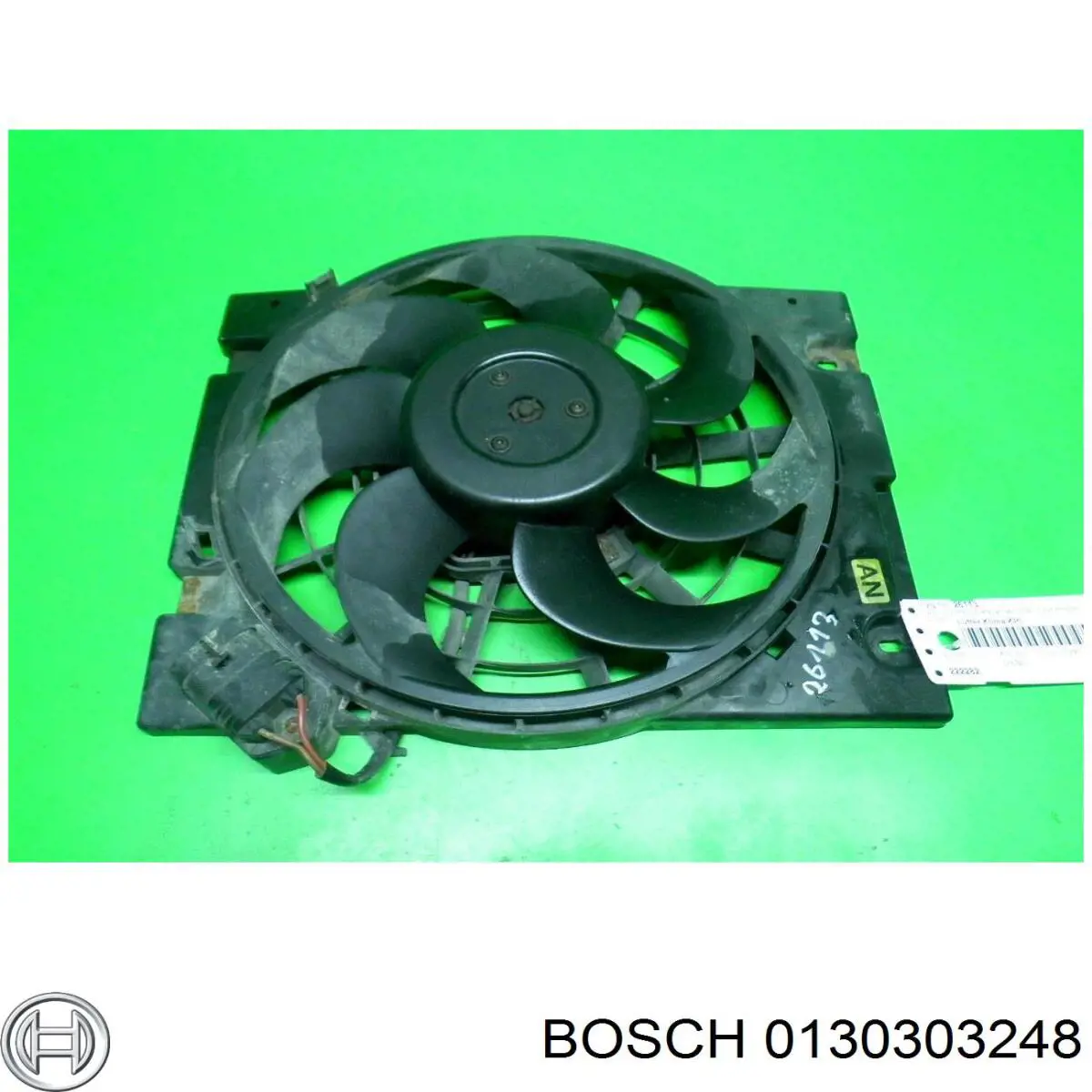 0130303248 Bosch электровентилятор охлаждения в сборе (мотор+крыльчатка)