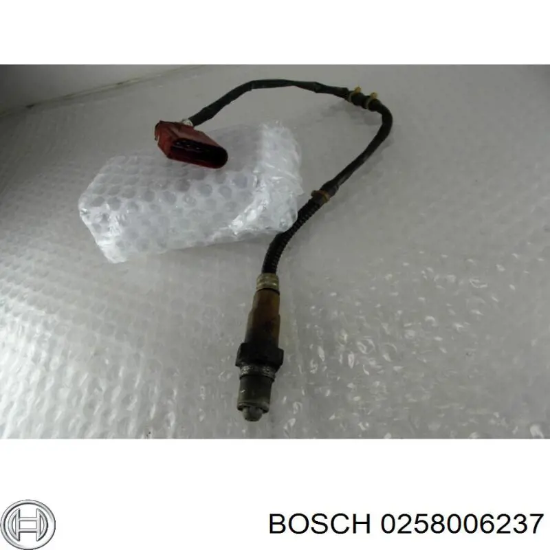 0258006237 Bosch Датчик кислорода после катализатора