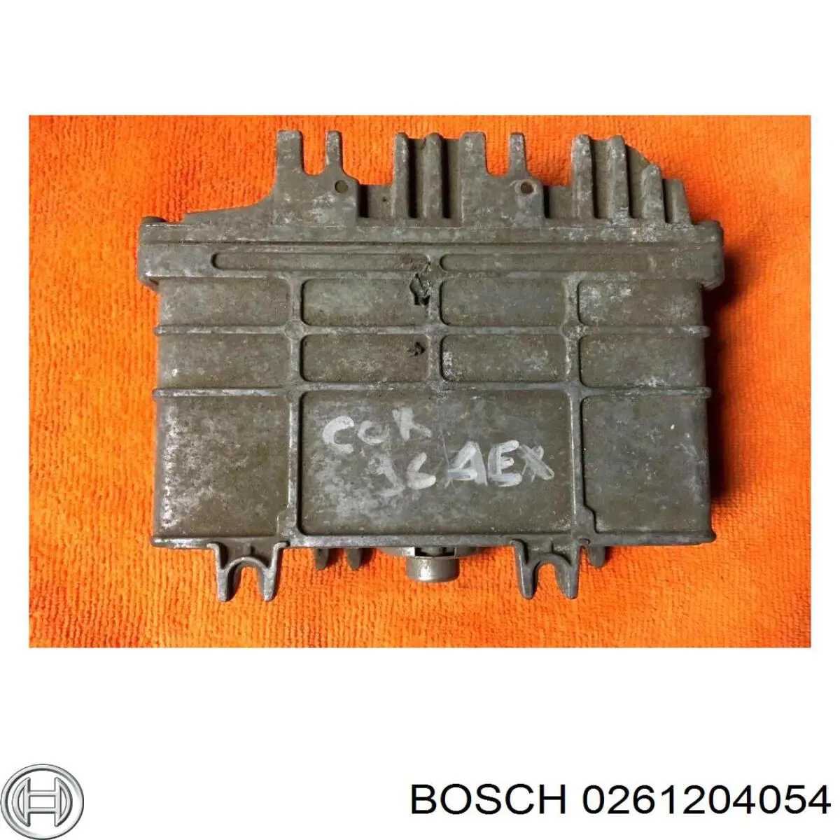 Блок управления двигателем 0261204054 Bosch