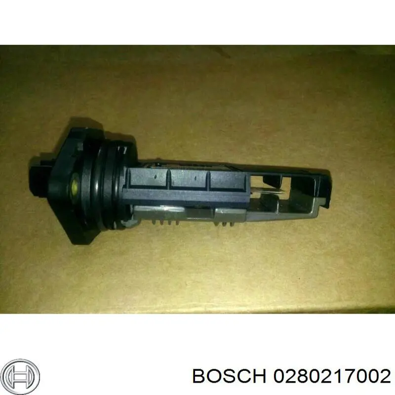 Датчик массового расхода воздуха Bosch 0280217002 цена, от 51.40 USD