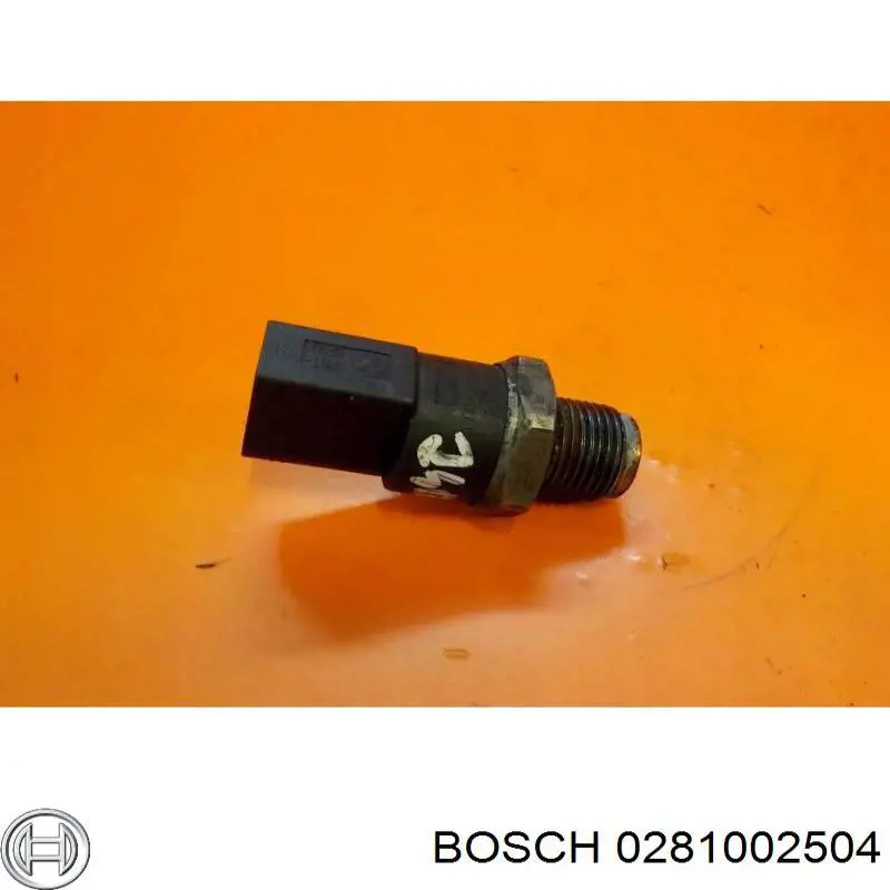 0281002504 Bosch датчик давления топлива