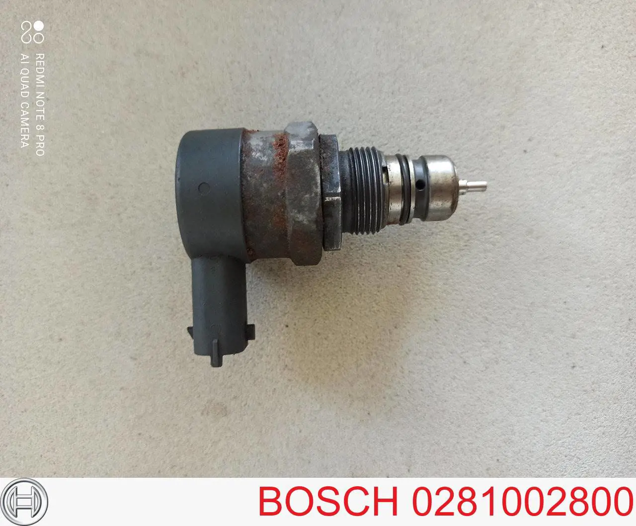 0281002800 Bosch regulador de pressão de combustível na régua de injectores