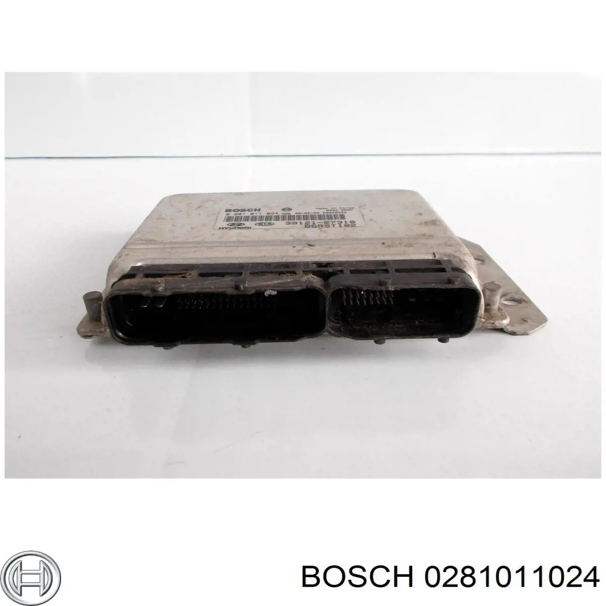Блок управления двигателем 0281011024 Bosch