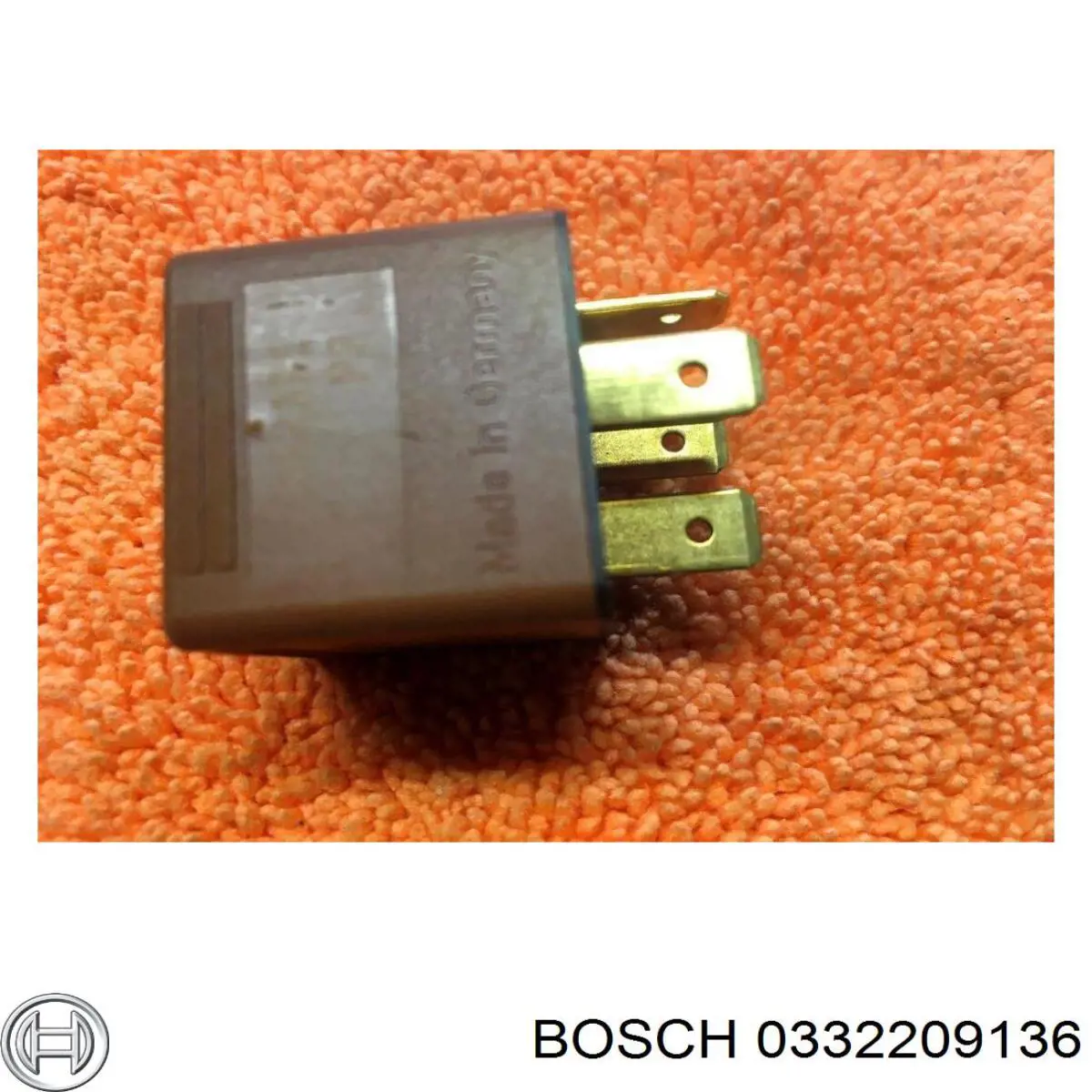 0332209136 Bosch Блок управления вентилятором