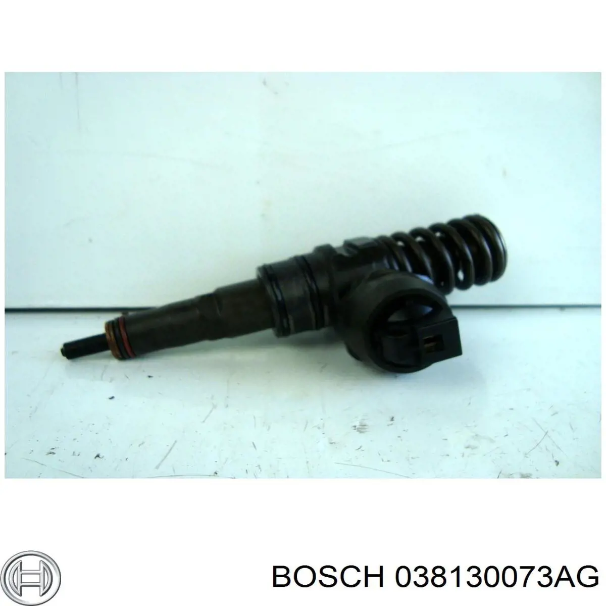 Насос/форсунка 038130073AG Bosch