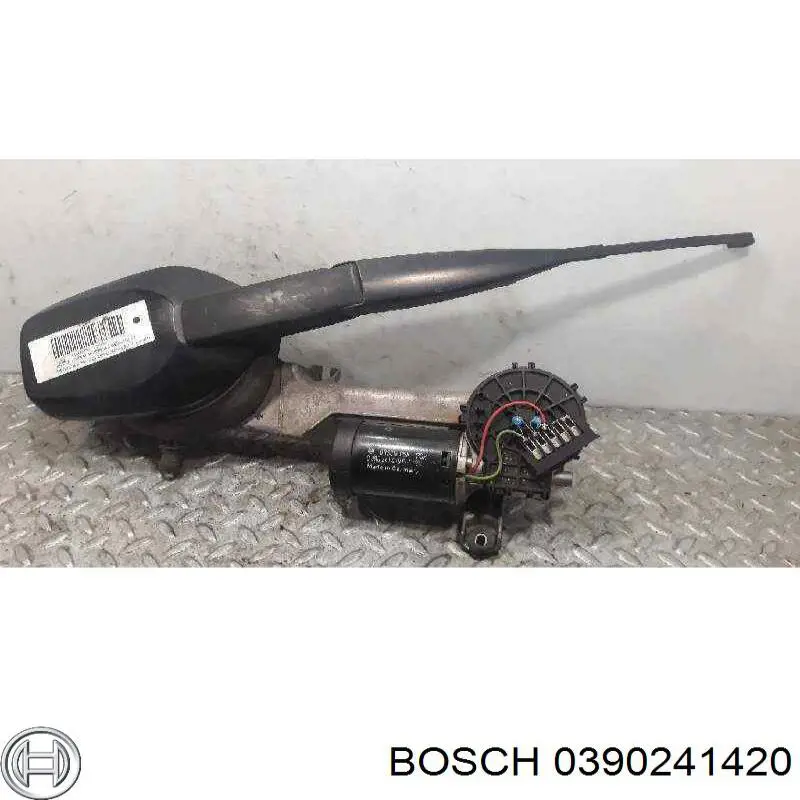 Мотор стеклоочистителя лобового стекла 0390241420 Bosch