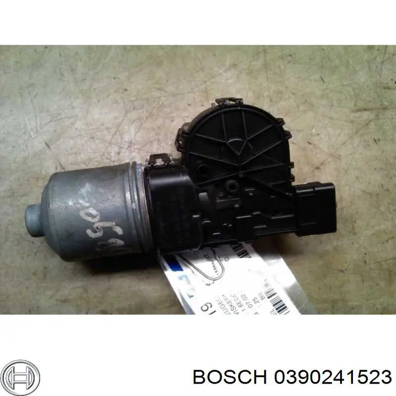 0390241523 Bosch мотор стеклоочистителя лобового стекла