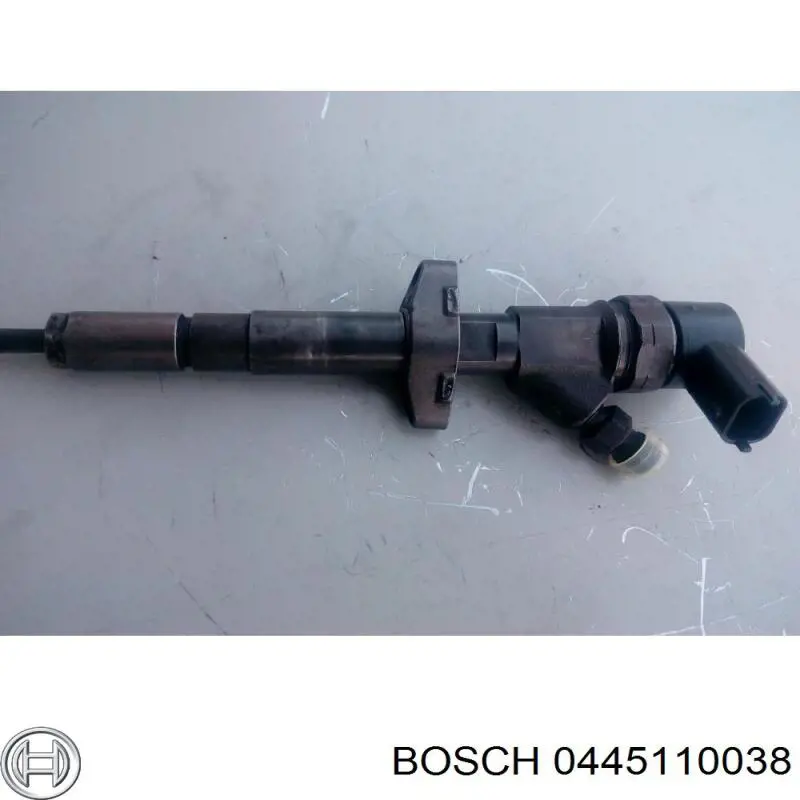 Купить 0445110038 Bosch Клапанная форсунка