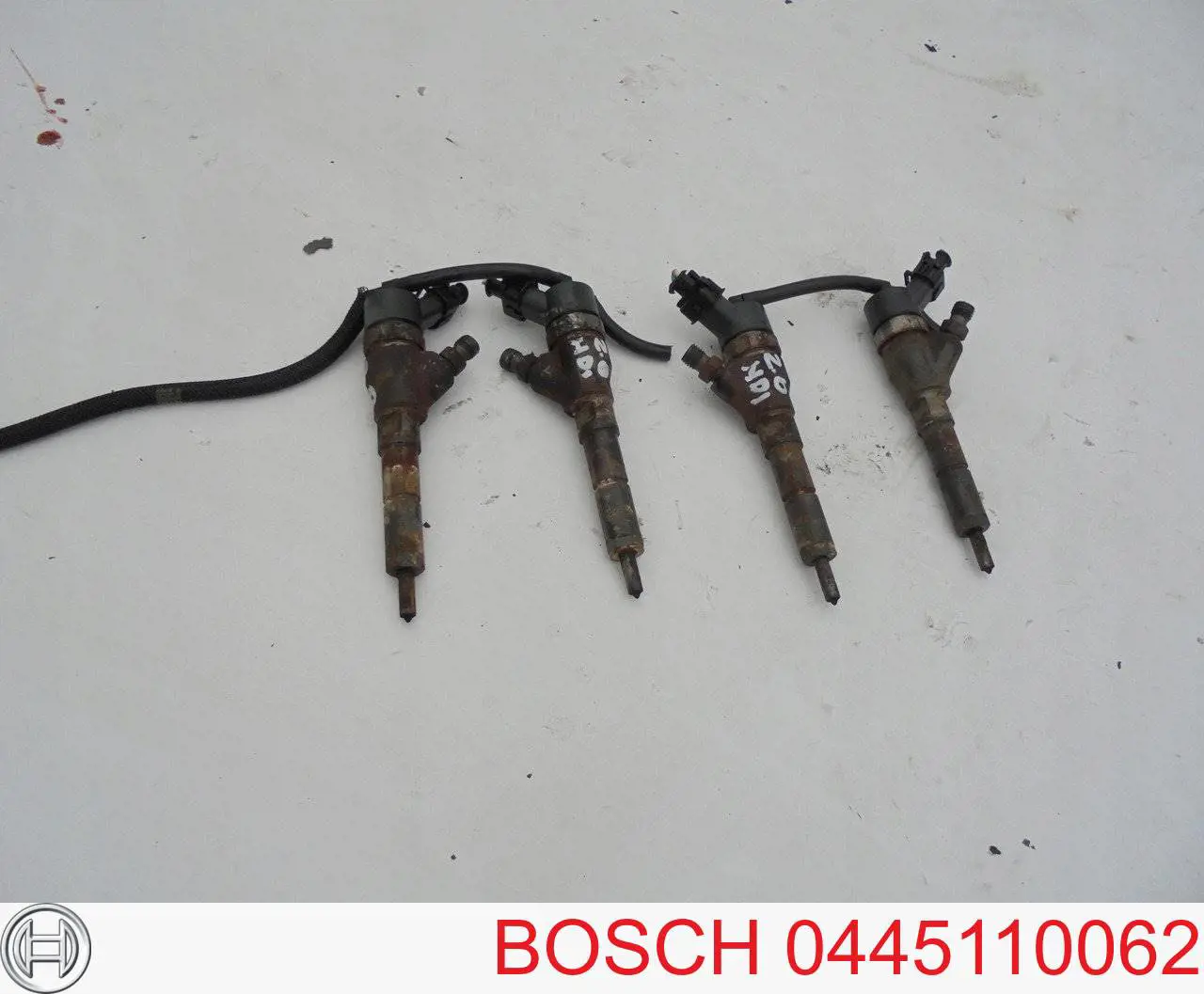 0445110062 Bosch Топливные форсунки