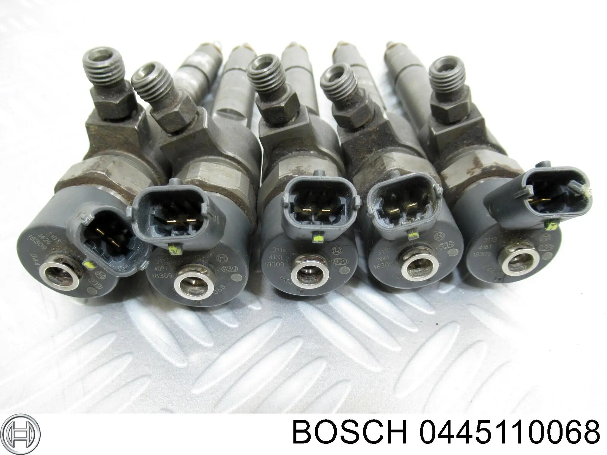 Топливные форсунки 0445110068 Bosch