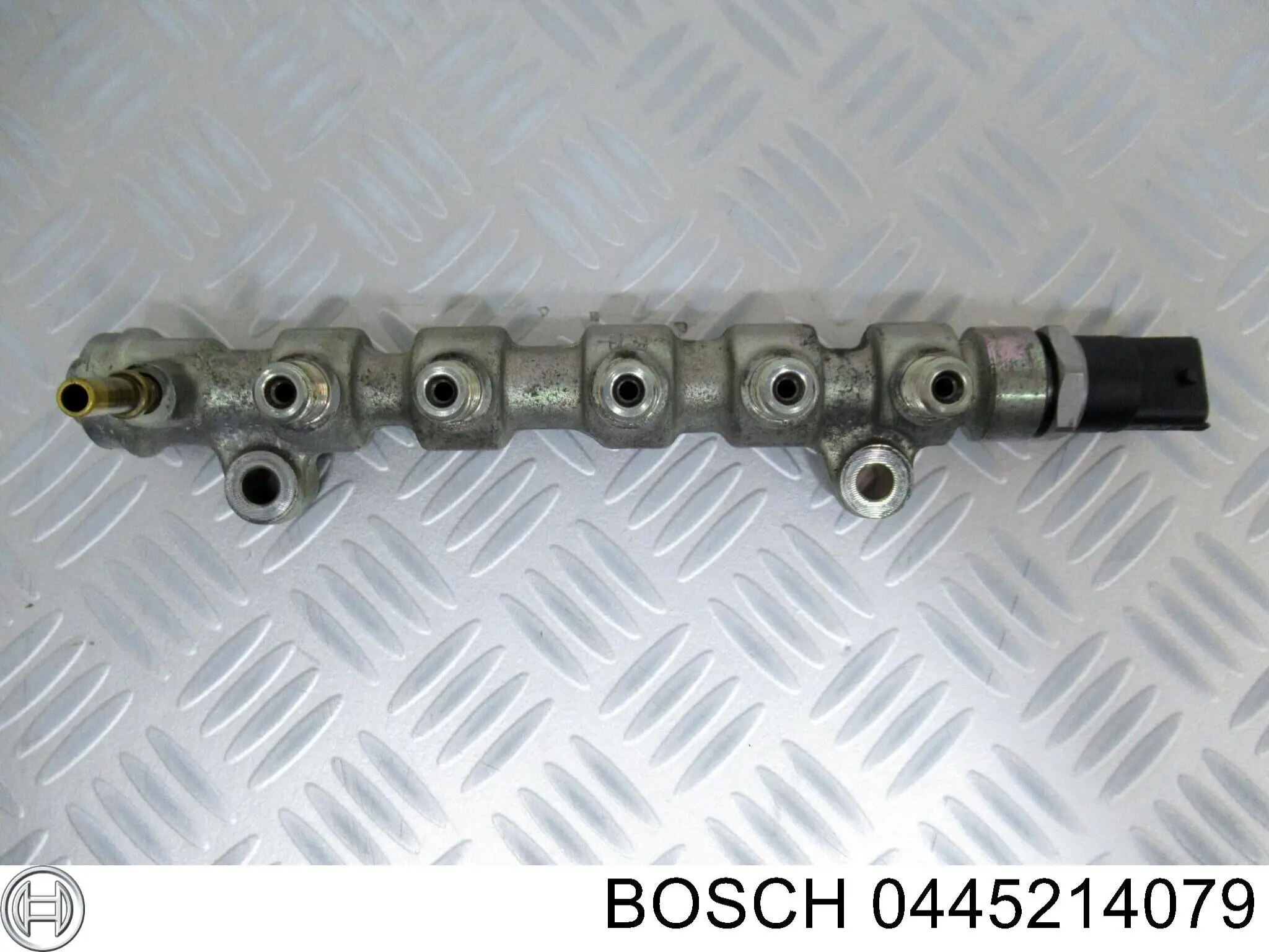 Распределитель топлива Bosch 0445214079 цена, от 8.45 USD
