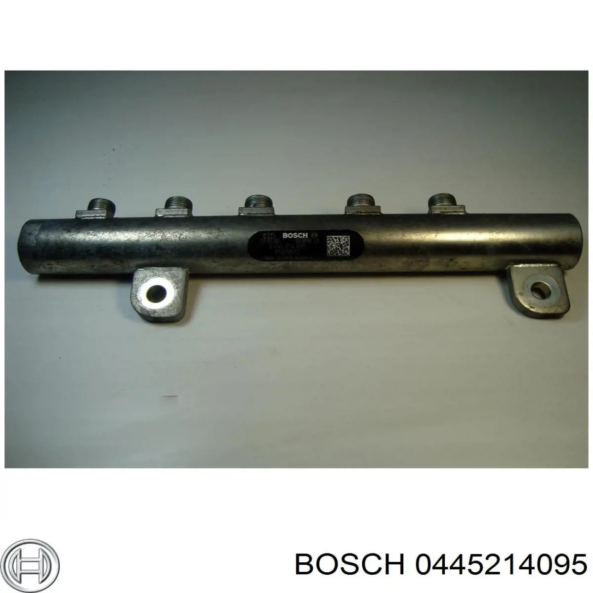 Распределитель топлива (рампа) 0445214095 Bosch