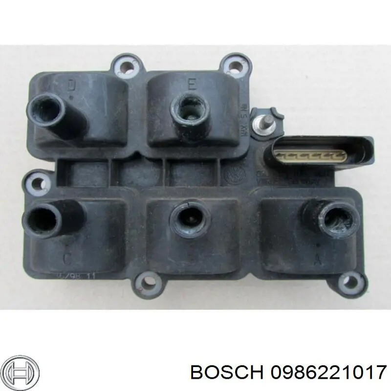 Катушка зажигания 0986221017 Bosch