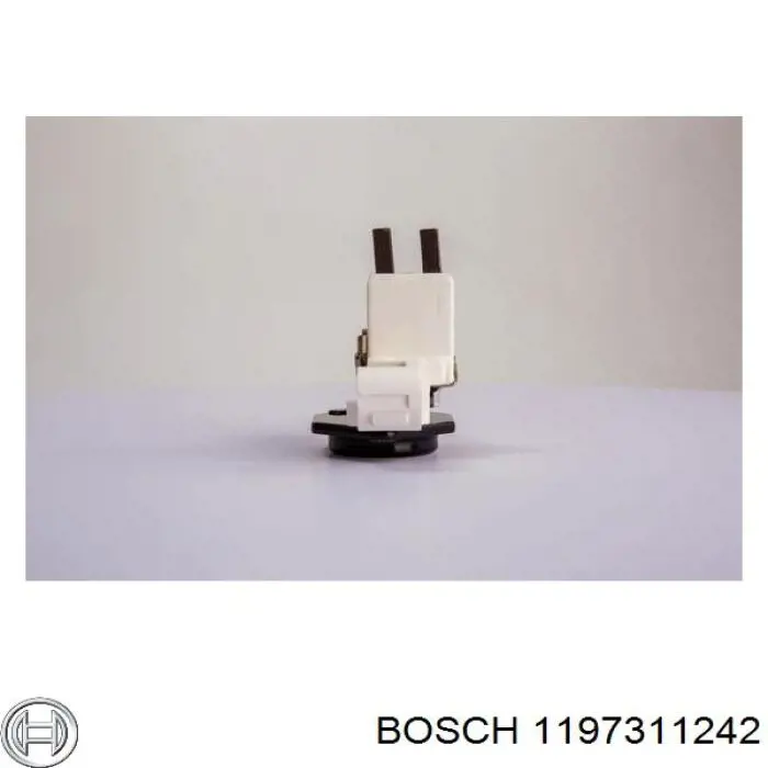 1197311242 Bosch Реле-регулятор напряжения