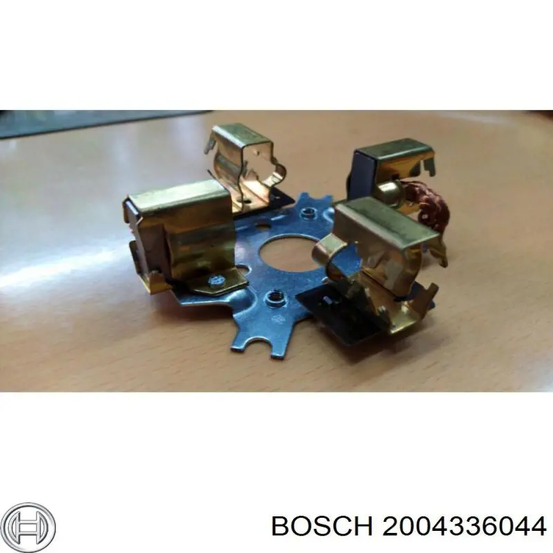 2004336044 Bosch Щеточный узел на стартер