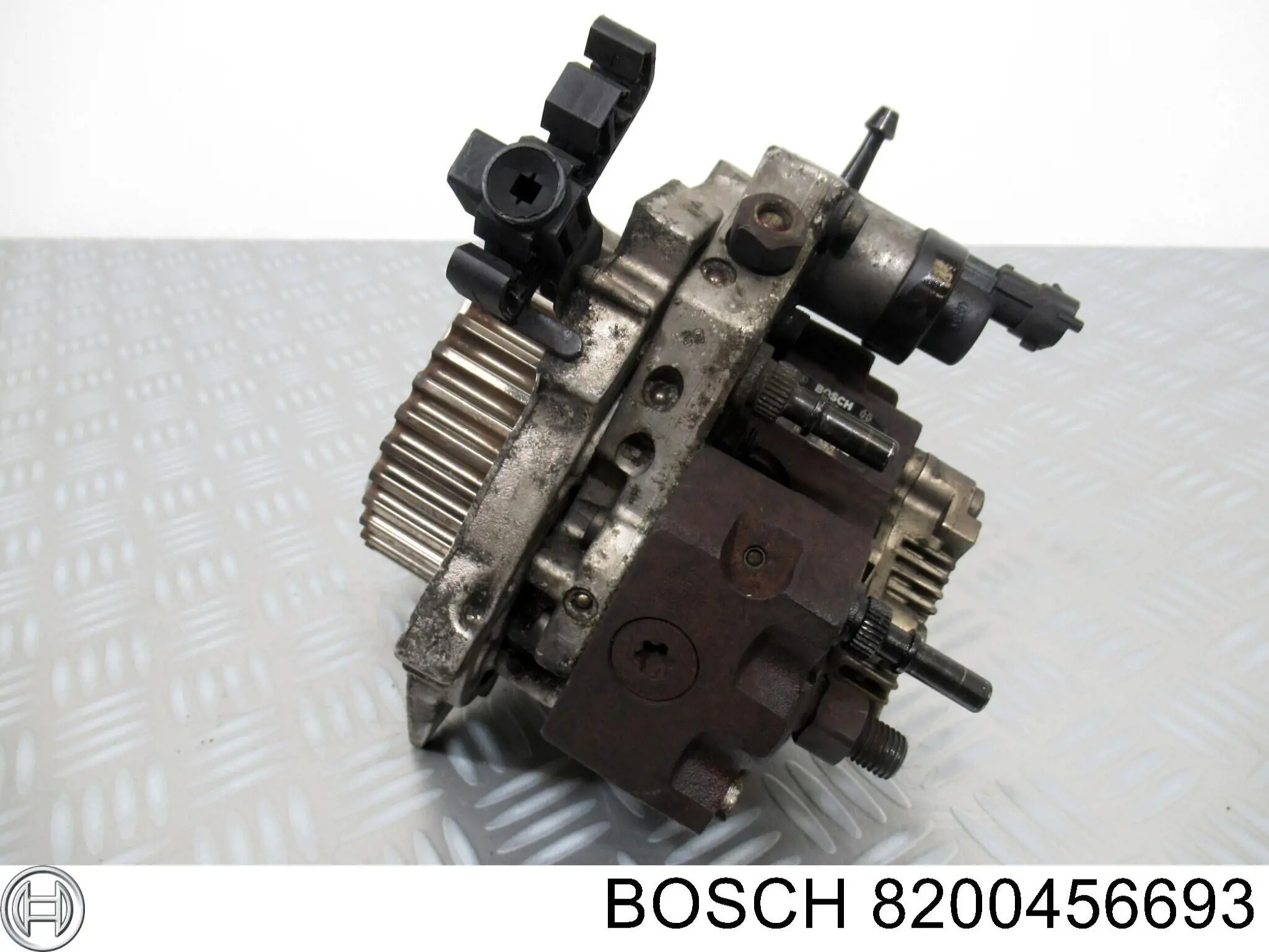 Насос топливный высокого давления (ТНВД) Bosch 8200456693 цена, от 63.98 USD