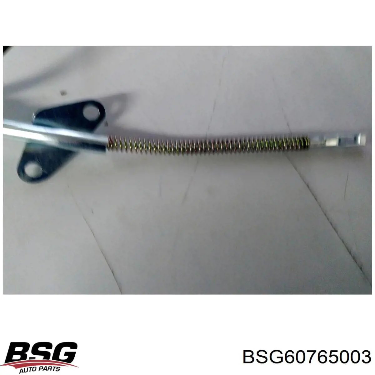 Трос стояночного тормоза задний правый BSG BSG60765003 цена, от 8.43 USD
