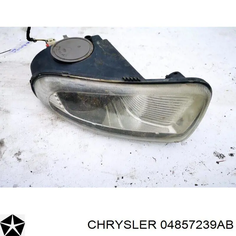 Купить 4857239AC Chrysler Противотуманка левая