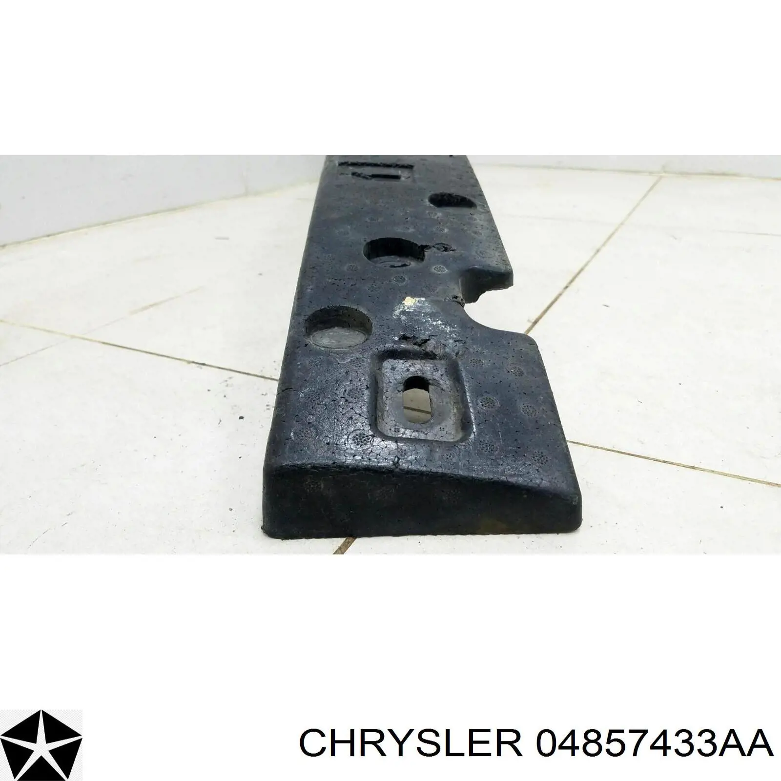 Энергопоглотитель переднего бампера Chrysler 04857883AA цена, от 31.67 USD