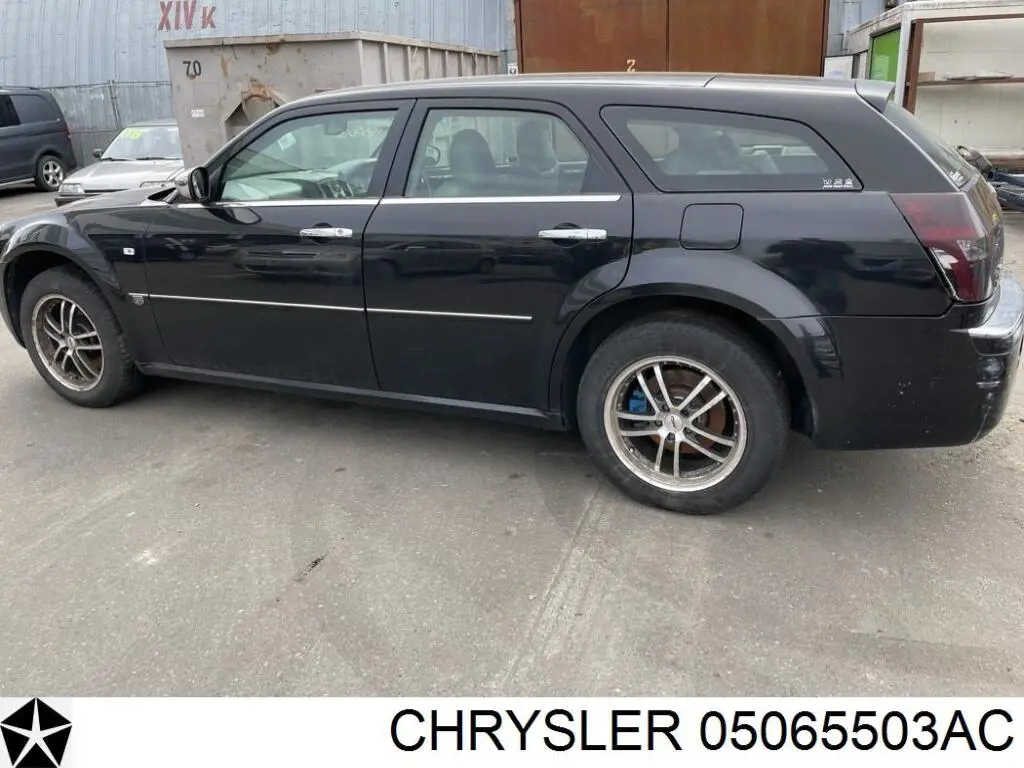 Купить 05065503AC Chrysler Подкрылок передний левый
