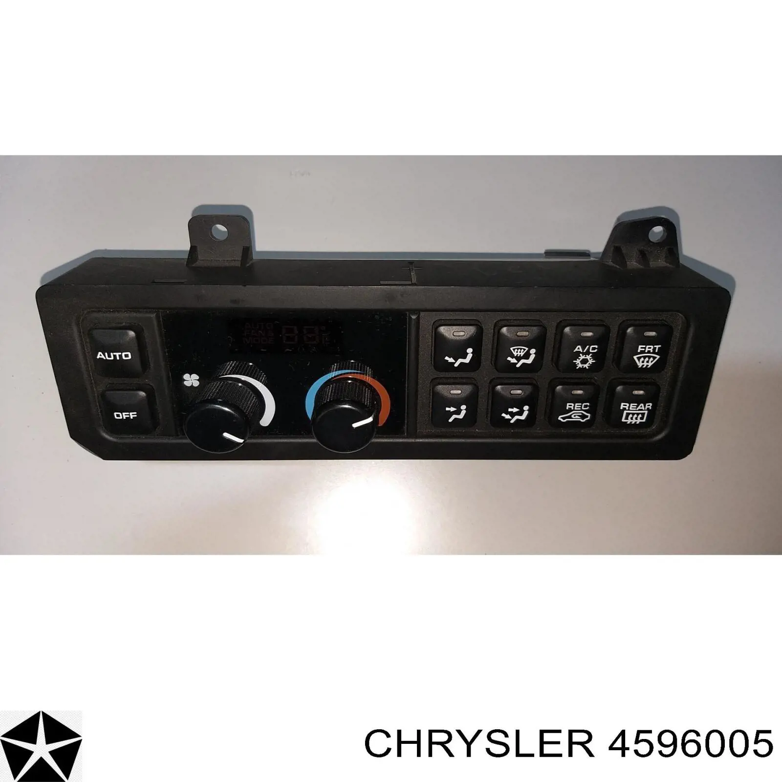 Блок управления режимами отопления/кондиционирования на Chrysler Intrepid 