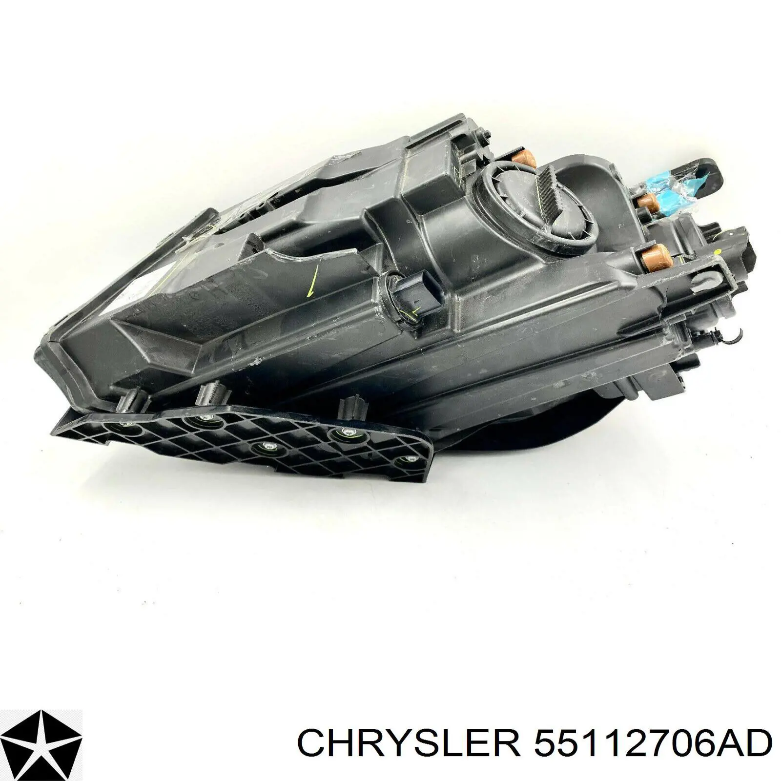 Правая блок фара Chrysler 55112706AD цена, от 153.64 USD