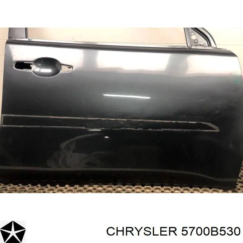 Дверь передняя правая 05700B530 Chrysler