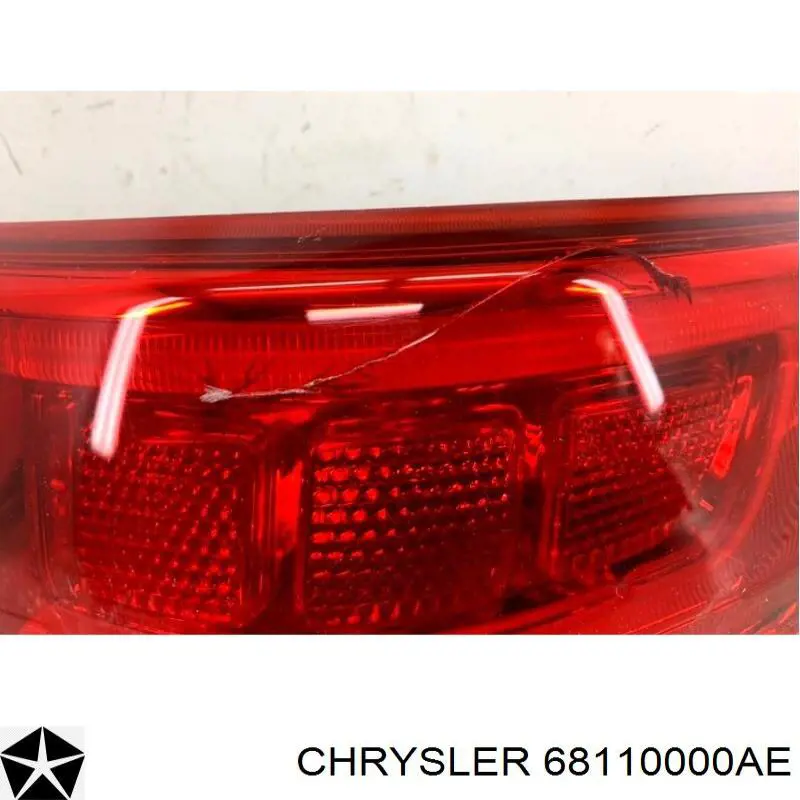 Фонарь задний правый внешний 68110000AF Chrysler