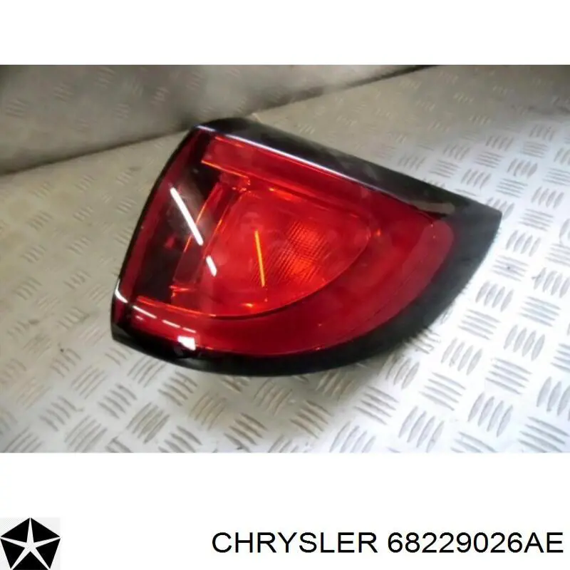 Стоп задний Chrysler 68229026AD