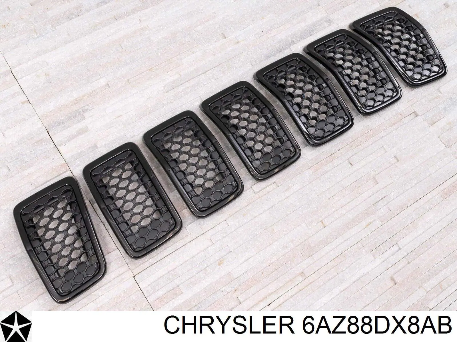 Облицовка радиатора Chrysler 6AZ88DX8AB цена, от 84.88 USD