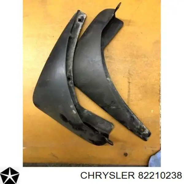 Chrysler 82210238 цена, от  USD