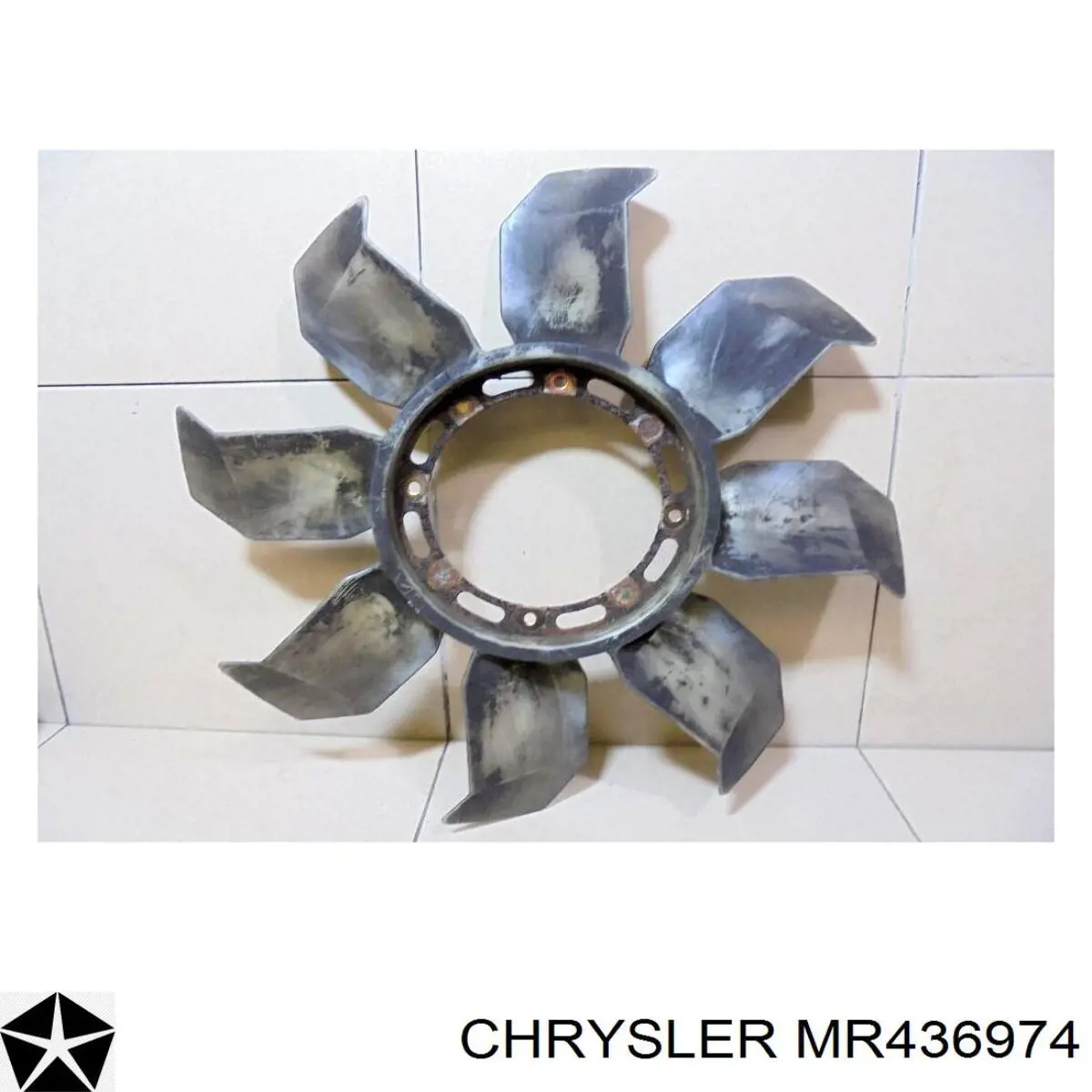 Стекло пассажирской двери Chrysler MR436974 цена, от 25.34 USD