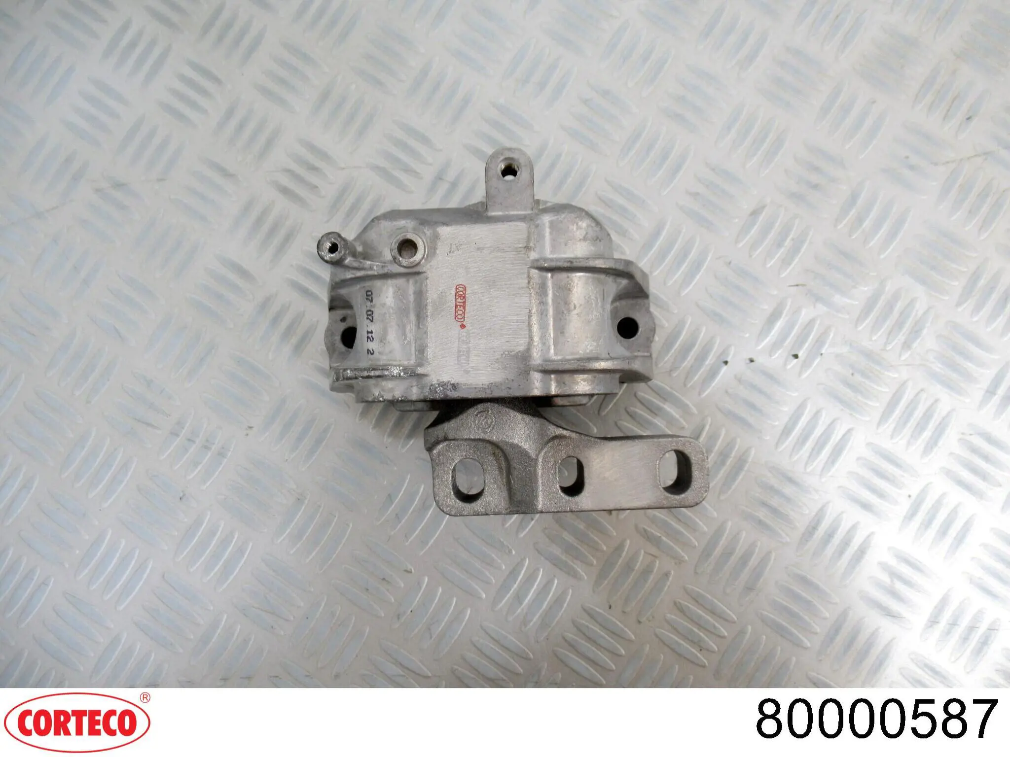 Опора двигателя Corteco 80000587